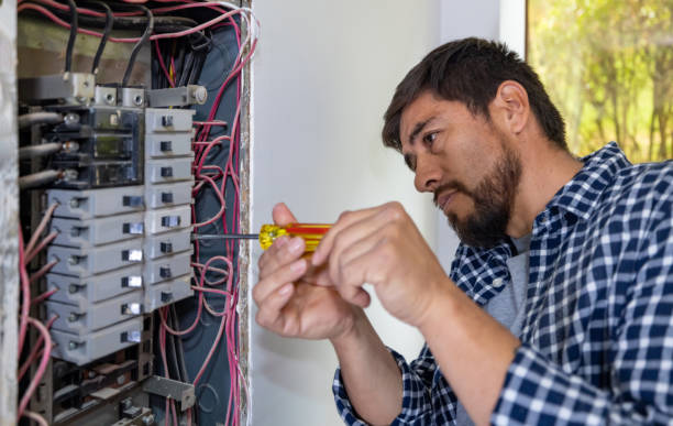 Best Circuit Breaker Repair  in Chadron, NE